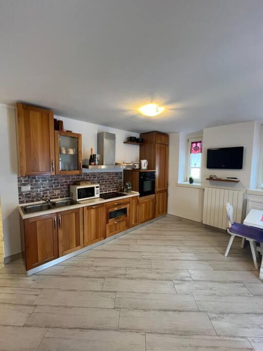 Apartamento Trilocale Con Vista Piste Da Sci Villa d'Allegno Exterior foto