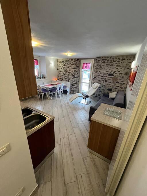 Apartamento Trilocale Con Vista Piste Da Sci Villa d'Allegno Exterior foto